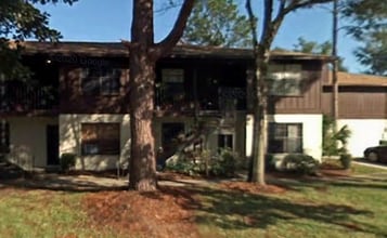 Building Photo - 6400 NW 106th, Unit 18