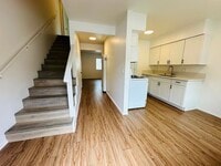 Building Photo - 201 Ladera St