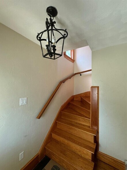 Building Photo - 14 Melville Rd