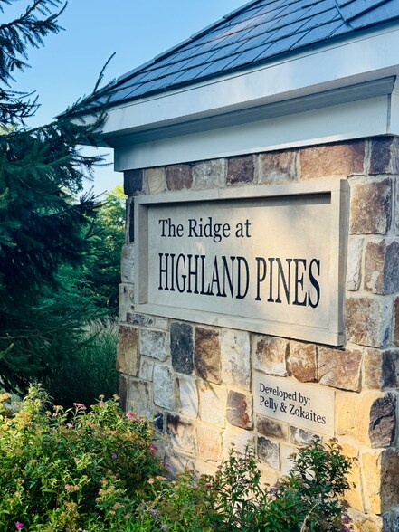 Building Photo - 110 Curtis Ct