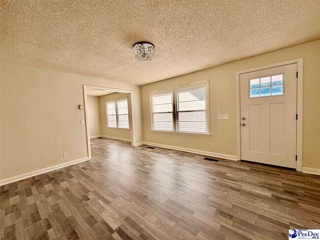 Building Photo - 1427 Old Ebenezer Rd