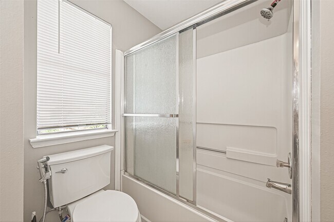 Building Photo - 17522 Coventry Squire Dr