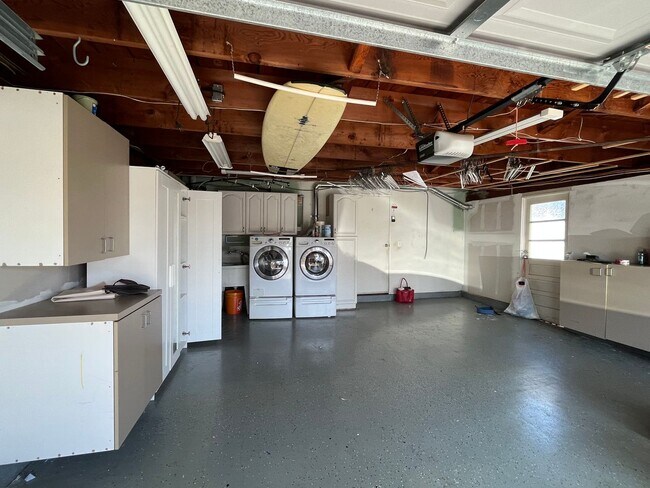 Building Photo - Welcome Summer in this Serra Mesa GEM!