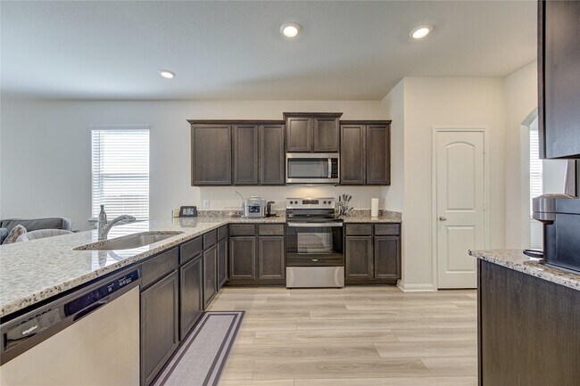 Building Photo - 10702 Millet Ct