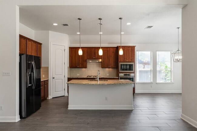 Building Photo - 175 Senna Dr
