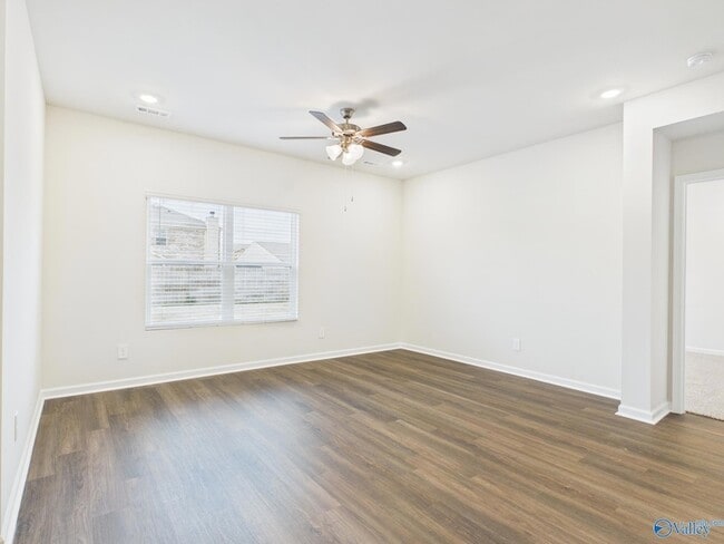 Building Photo - 237 Murphy Ln