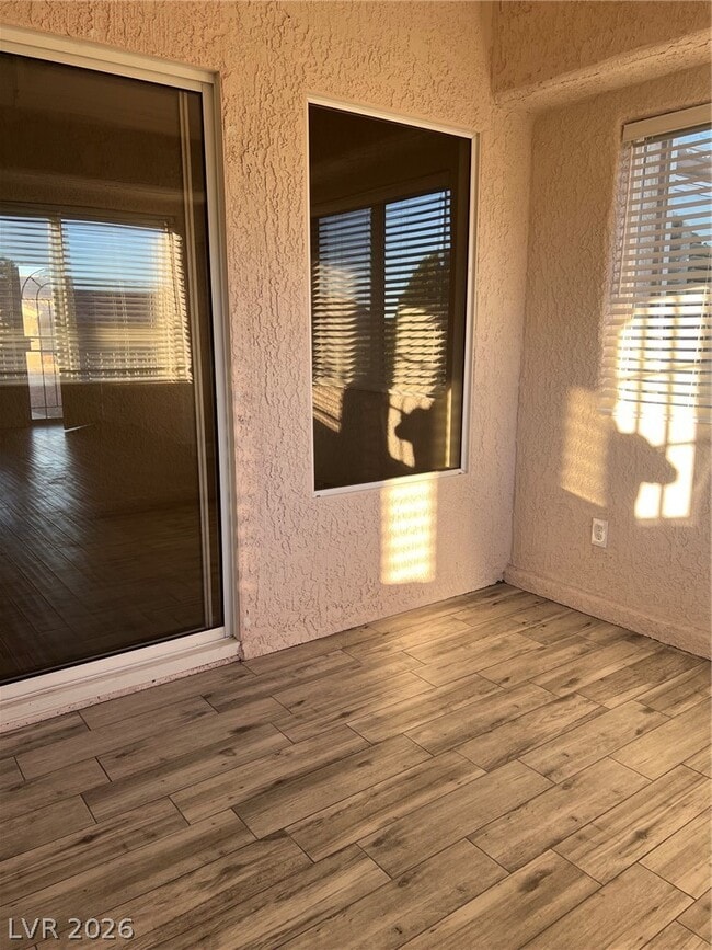 Building Photo - 10729 Clear Meadows Dr