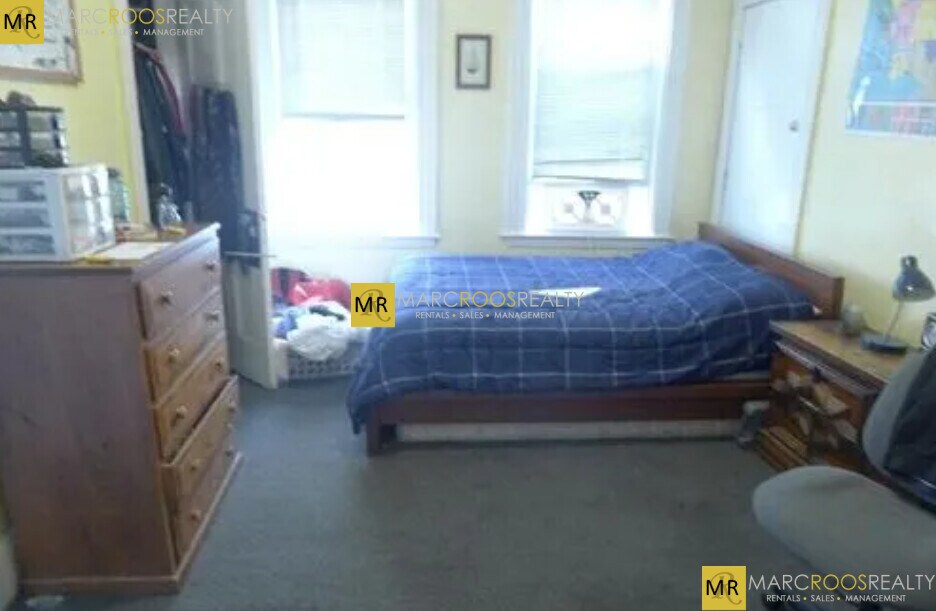 Building Photo - 135 Calumet St