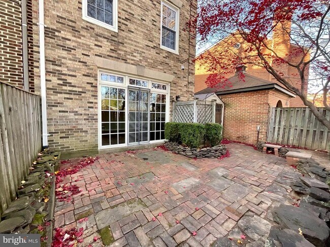 Building Photo - 6703 Washington Blvd