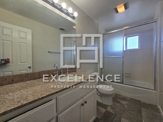 Building Photo - 117 Winslow Ct