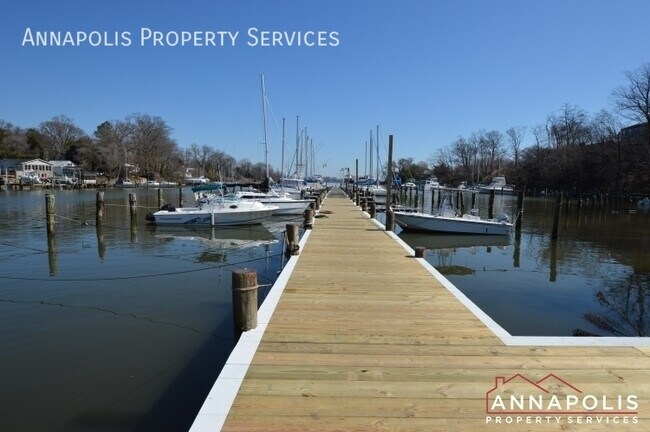 Building Photo - 1195A Bayview Vista-
