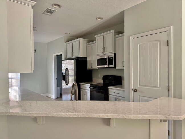 Building Photo - 902 Cocobolo Dr