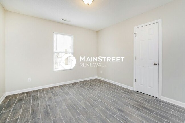 Building Photo - 4 Bedroom Pet-Friendly Home in KNIGHTDALE, NC with Main Street Renewal