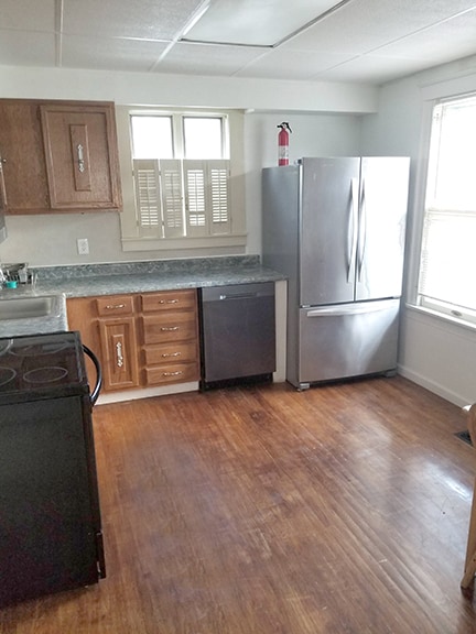 kitchen - 107 Murray St