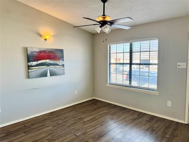 Building Photo - 1429 Walters Dr