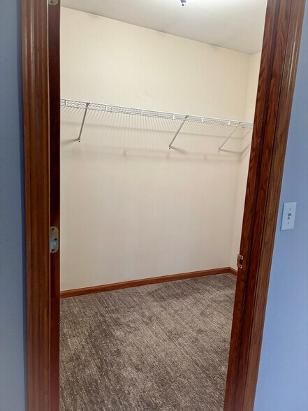 Building Photo - 13315 43rd Ave