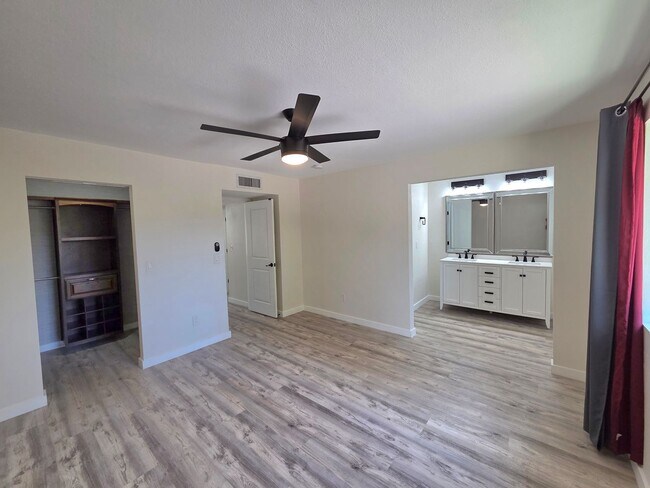 Building Photo - Beautiful 3 bedroom / 2 bath in Scottsdale!