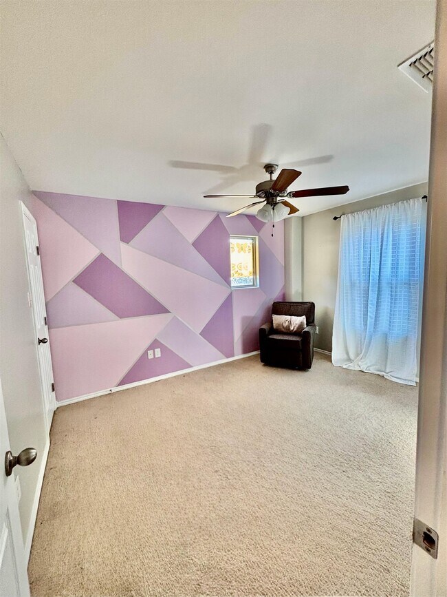 Building Photo - 11221 Sierra Gorda Dr