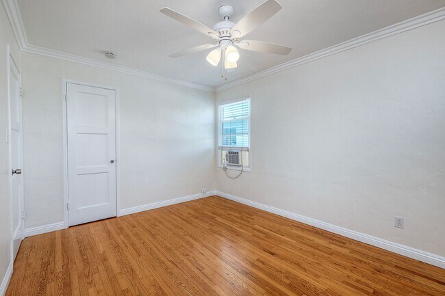 Building Photo - La Mesa Living at Its Best – Spacious Home w/Solar!