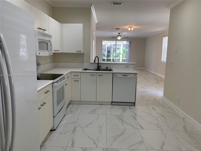 Building Photo - 2165 Pasa Verde Ln