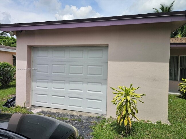 Building Photo - 3349 NW 32nd St