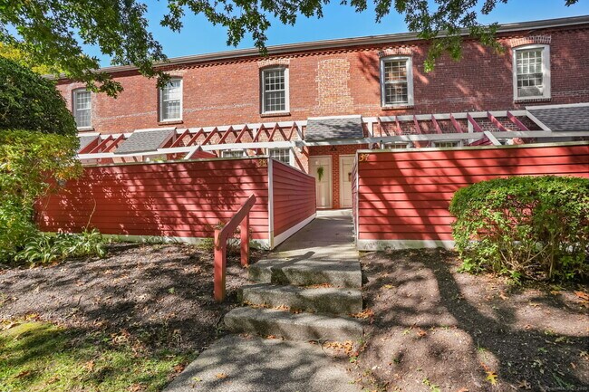 Building Photo - 55 Oil Mill Rd