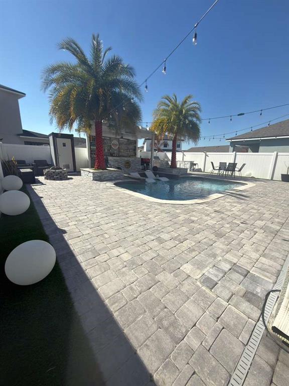 Building Photo - 2350 Rapollo Dr