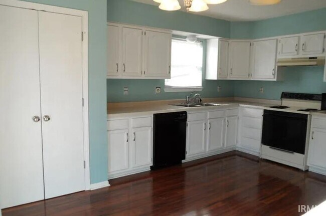 Building Photo - 3409 Trafalgar Ct