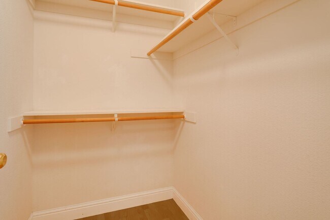 Building Photo - 9538 Fox Wind Ct