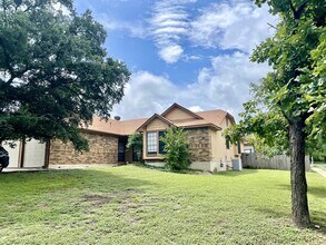 Building Photo - 1713 Woodwind Ln