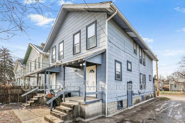 Building Photo - 500 N Champion Ave