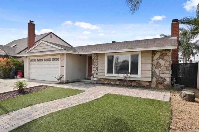 Building Photo - 1611 Sombrero Way