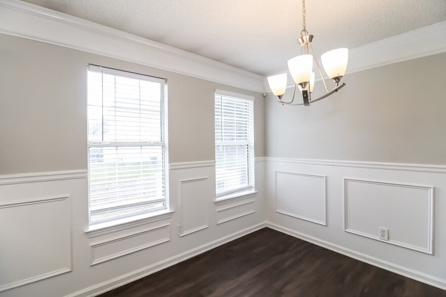 Building Photo - 459 Pecan Wood Cir