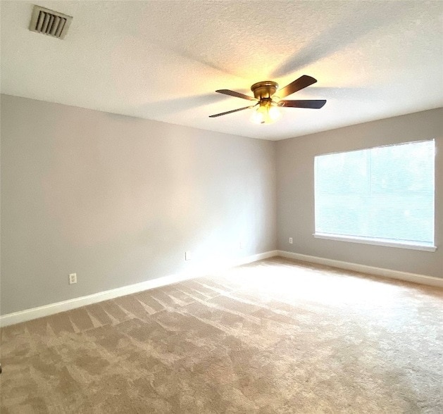 Building Photo - 86069 Pineview Dr