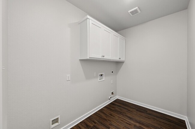 Building Photo - 117 Sun City Ln