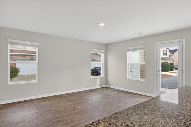 Building Photo - 127 Birch Cir