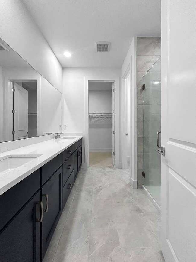 Building Photo - Luxury Coastal Townhome w/ Water Views + Resort Amenities – Seminole 3beds + 3bath