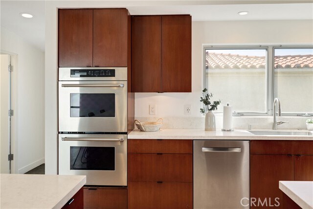 Building Photo - 409 C. Mayor