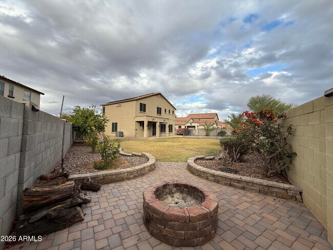 Building Photo - 15459 W Monterosa St