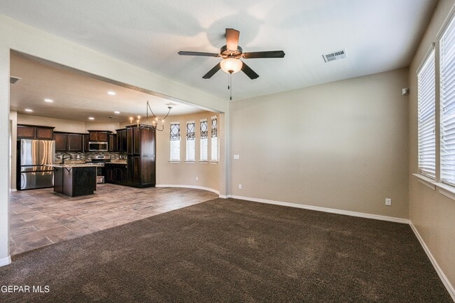 Building Photo - 5525 Valley Cedar Dr