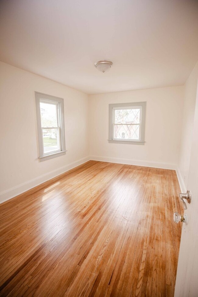 Building Photo - Very Spacious Four Bedroom Home For Rent!