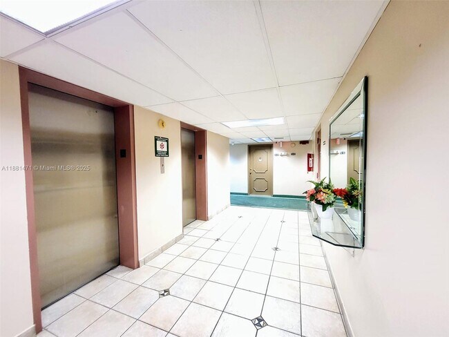 Building Photo - 601 Three Islands Boulevard