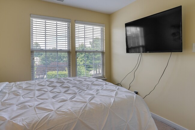 Building Photo - 8109 Belton Cir
