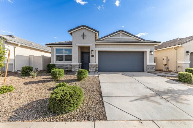 Building Photo - 3241 W Shanley Ave