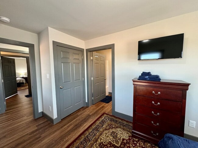 Building Photo - New Construction-Fully Furnished & Utilities Included