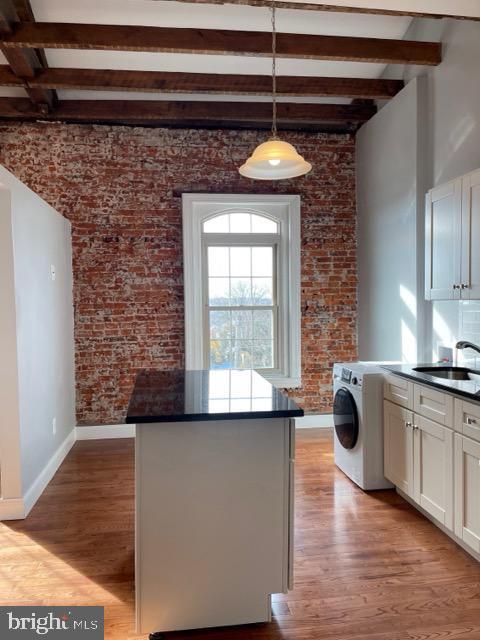 Building Photo - 13 N 4th Ave