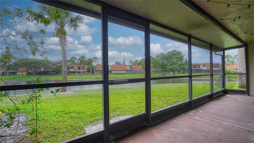 Building Photo - 11101 SW 15th Mnr