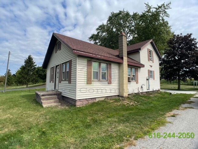 Primary Photo - 3 Bedroom (with an extra room) Home Availa...
