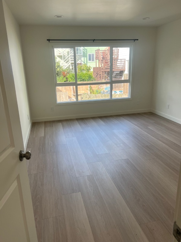 Building Photo - 10 Pueblo St