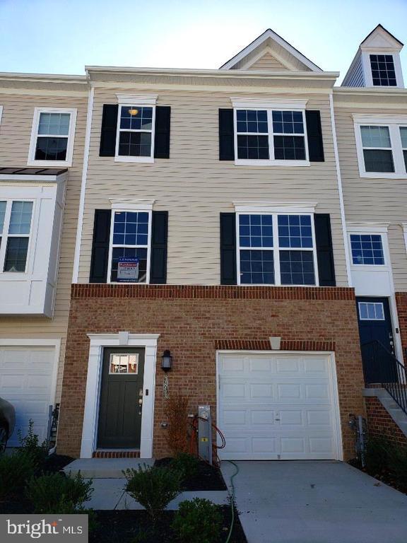 Building Photo - 3639 Duckhorn Way